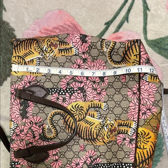Gucci Pink and Brown bengal Tiger Print Tote Rare HTF vintage - Picture 16 of 16